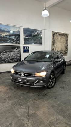 VOLKSWAGEN POLO 1.0 200 TSI COMFORTLINE AUTOMÁTICO VOLKSWAGEN POLO 1.0 200 TSI COMFORTLINE AUTOMÁTICO